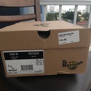 SOLD!! Dr.Martens Size 5 red boots (BRAND NEW!!!!)